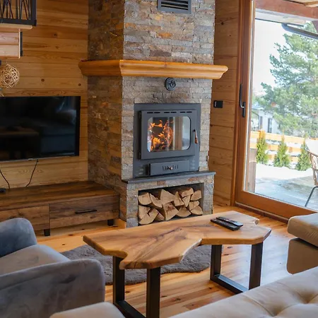 Srce Tornika, Tornik-zlatibor Villa *